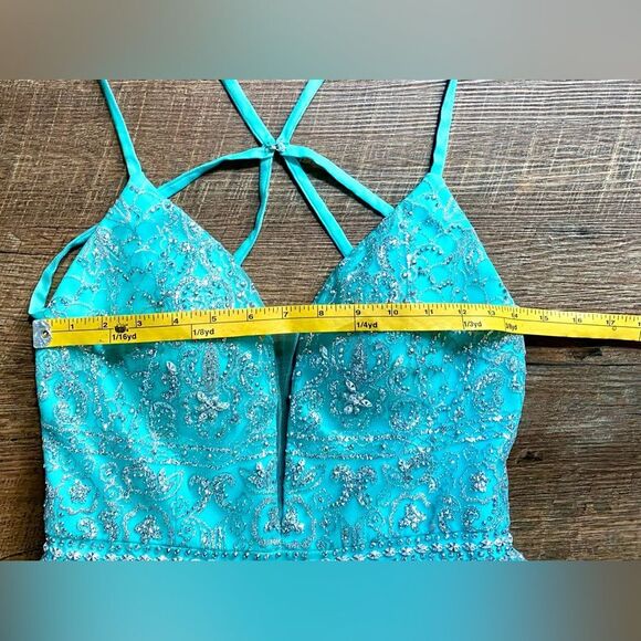 Collette for Mon Cheri aqua v-neck A-line prom gown beaded maxi sz 4 EUC - Picture 11 of 16